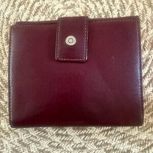 Franklin Covey Leather  Wallet Burgundy color  Women’s